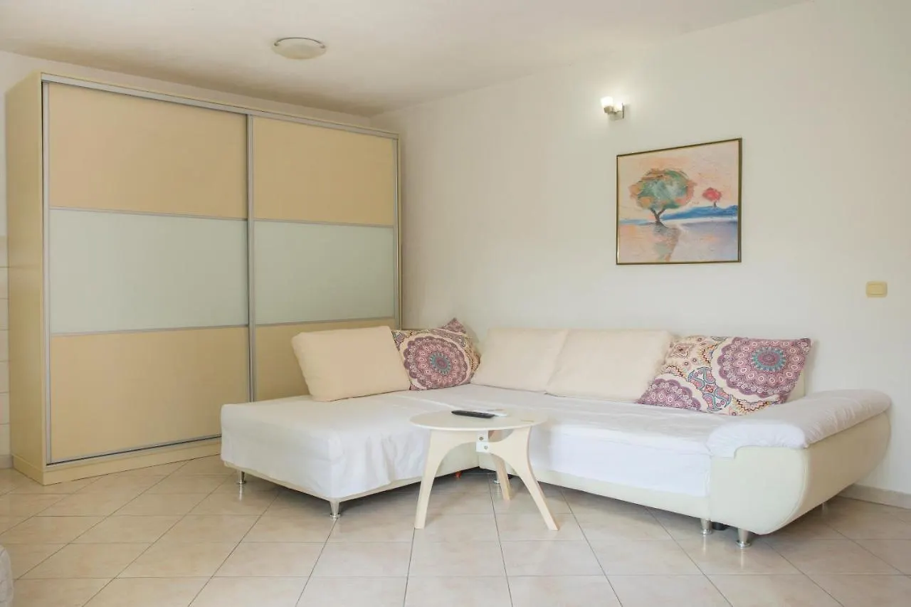 Apartment Lucy Сплит